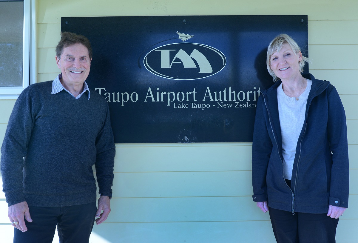 ​Wayne Wootton and Kim Gard at Taupō ​Airport.  ​
