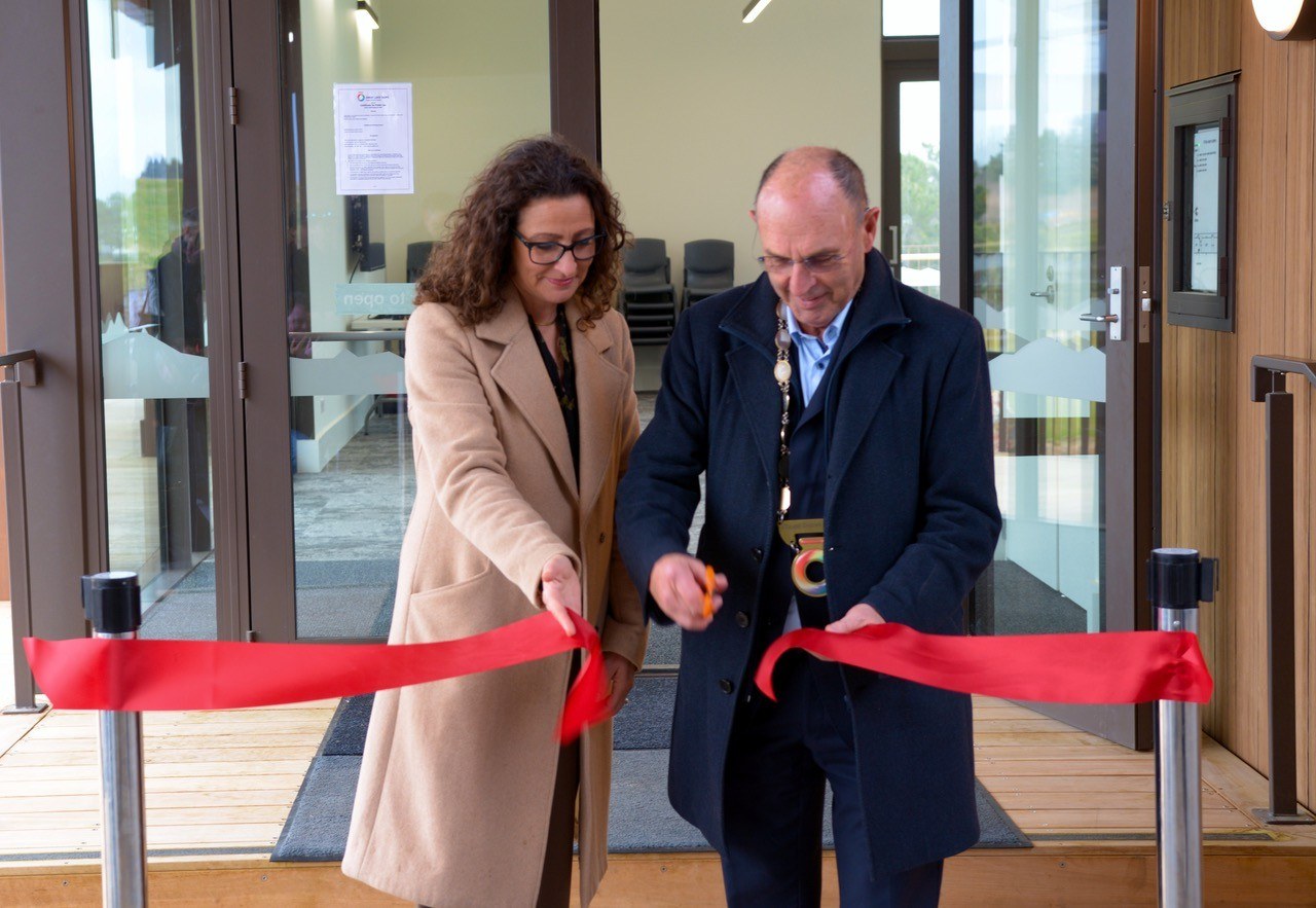 Councillor Rachel Cameron and Taupō District Mayor John Funnell cut the ribbon at the new community sports hub.  