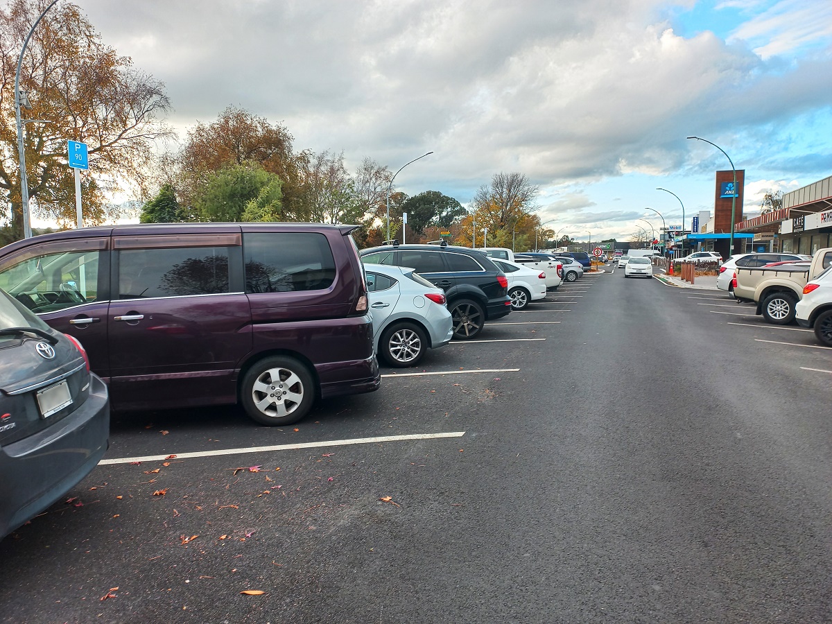 Parking on Tongariro Street.  